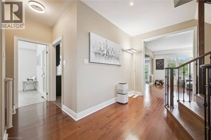 517 TOPPER WOODS Crescent — photo 11 of 40