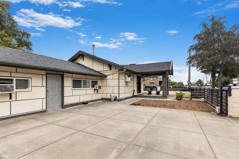 13317 84 AVENUE, Surrey, photo 4
