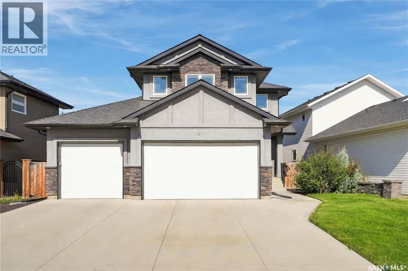 411 Hastings CRESCENT — photo 1 of 40