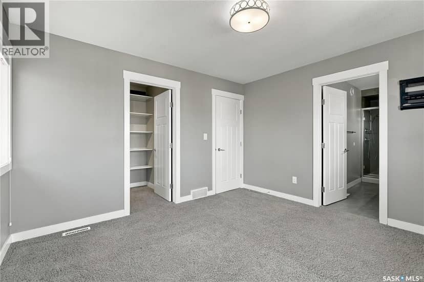 411 Hastings CRESCENT — photo 37 of 40
