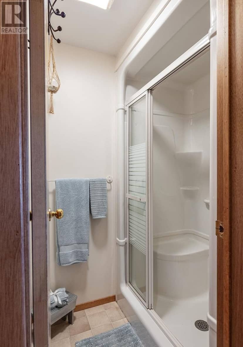 625 Finns Bay Rd — photo 38 of 40