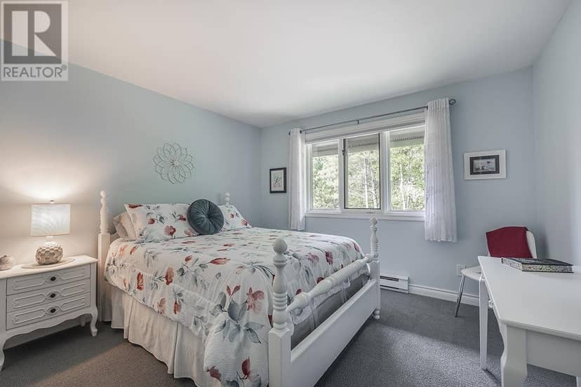 625 Finns Bay Rd — photo 33 of 40
