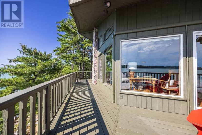 625 Finns Bay Rd — photo 13 of 40