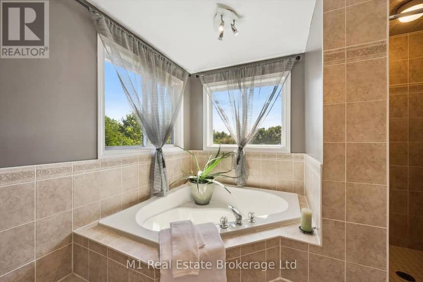 46 Paulstown Crescent — photo 27 of 40