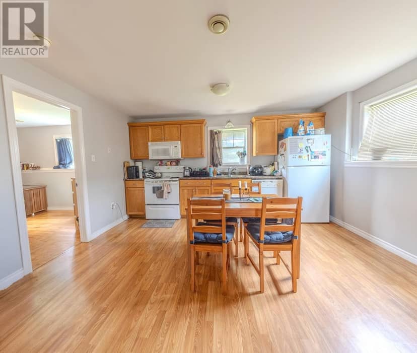 311 JENNIFER Street — photo 9 of 23