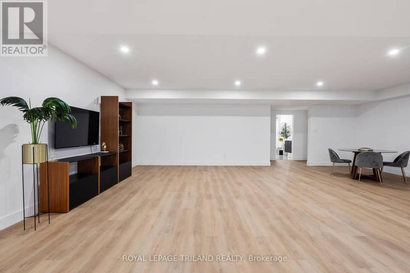 3455 Grand Oak Crossing — photo 31 of 40