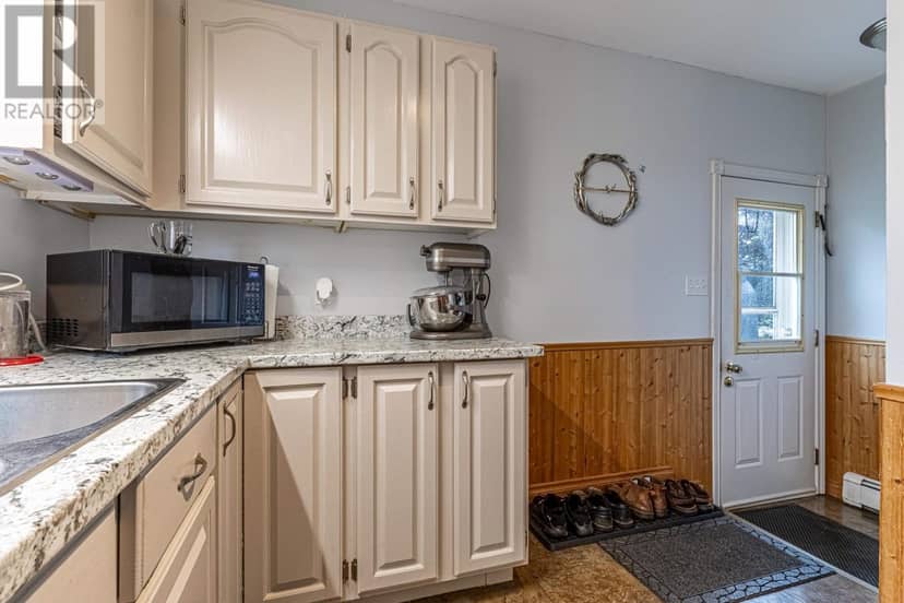 2291 COLVILLE Road — photo 9 of 26