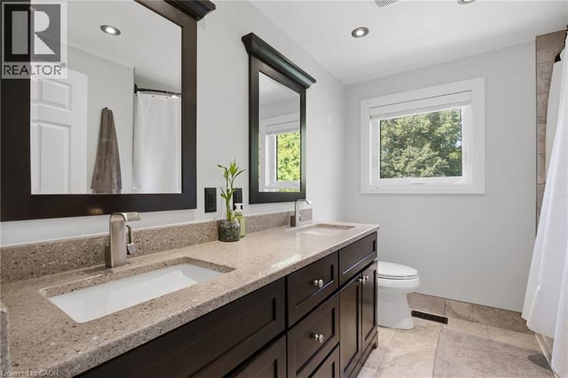 27 JOHN MARTIN Crescent — photo 29 of 40