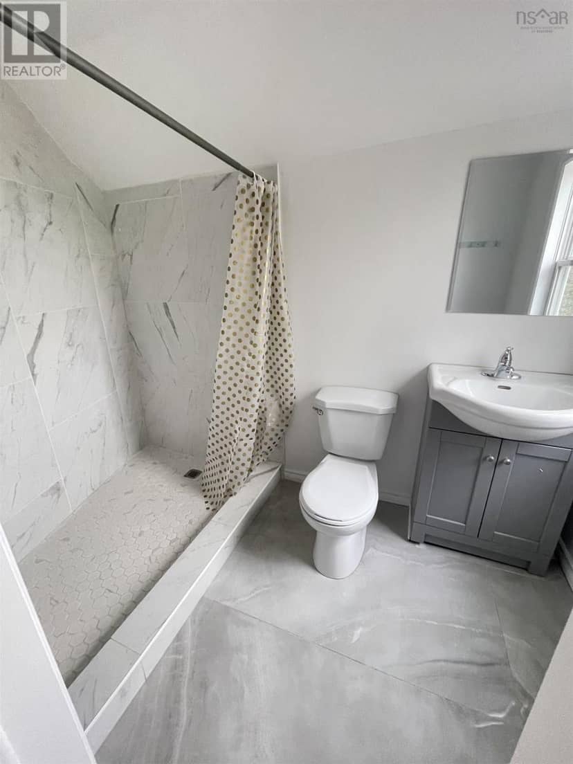 30 Wesley Street — photo 16 of 21