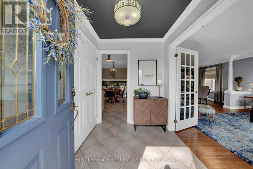 88 Simpson Avenue — photo 3 of 40