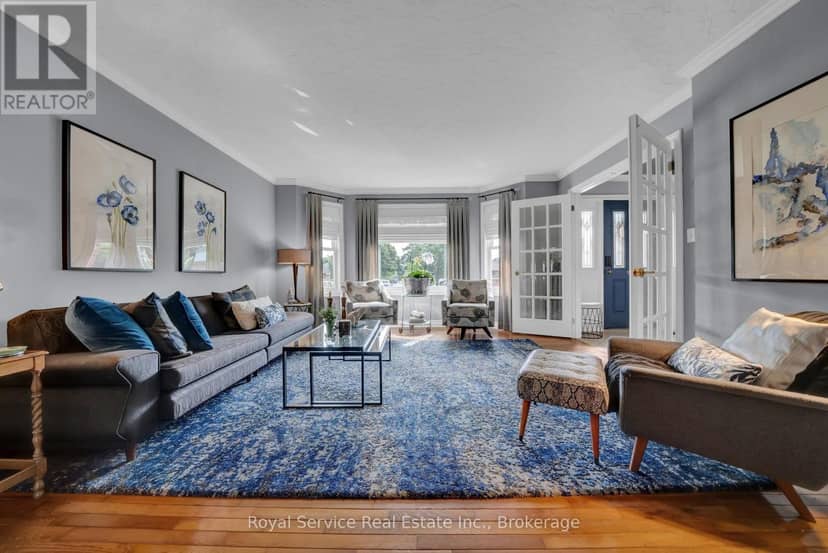 88 Simpson Avenue — photo 7 of 40