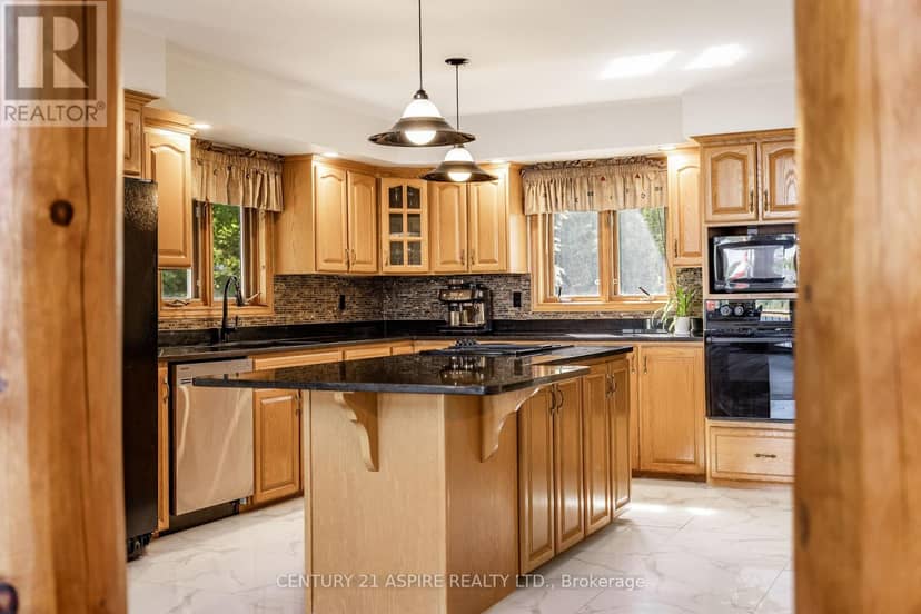800 Forest Park Road — photo 11 of 40