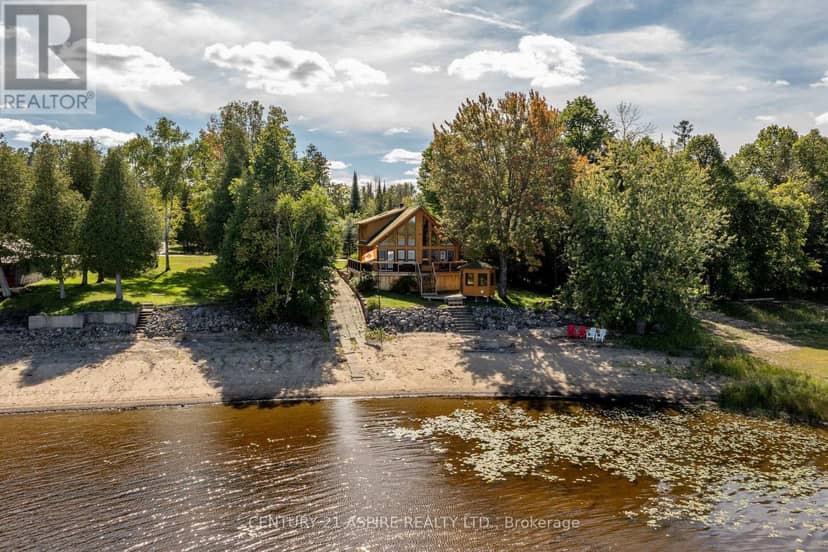 800 Forest Park Road, Laurentian Valley, photo 2
