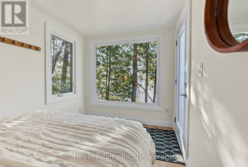 165 Viceroy Road — photo 34 of 40