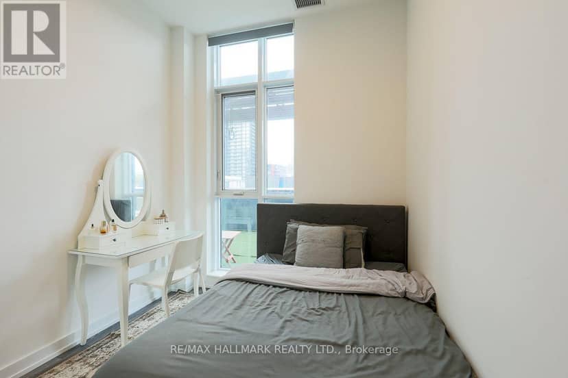 405 - 225 Sumach Street — photo 20 of 40
