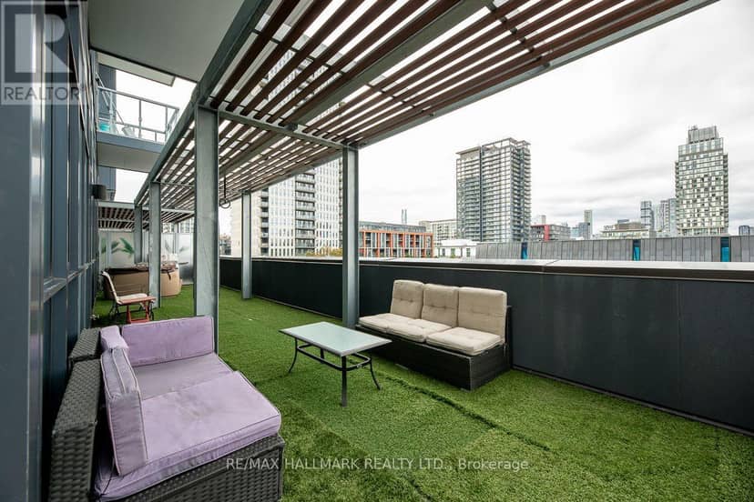 405 - 225 Sumach Street — photo 35 of 40