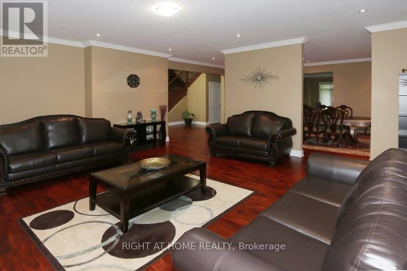 4441 Lawrence Avenue E, Toronto, photo 6