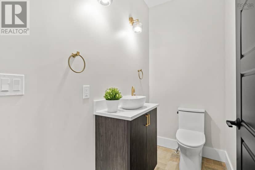 642 Bissett Road — photo 36 of 40