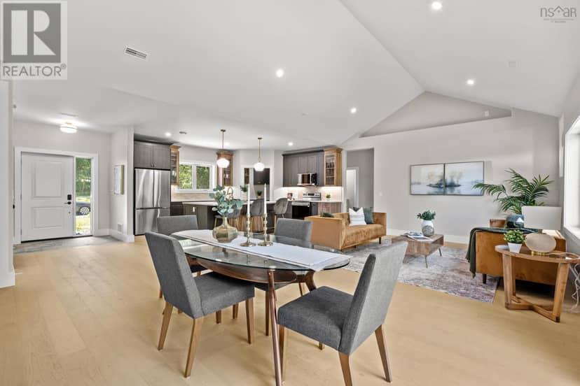 642 Bissett Road — photo 12 of 40