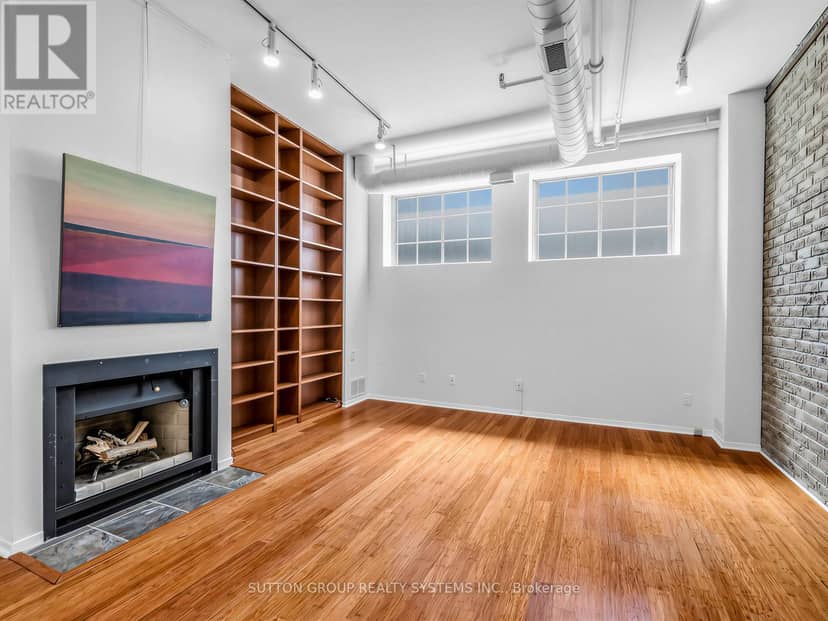 5 - 6 Bartlett Avenue W — photo 4 of 26