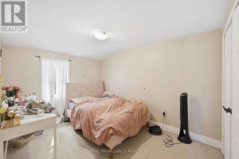 2 Dunkirk Avenue — photo 40 of 40