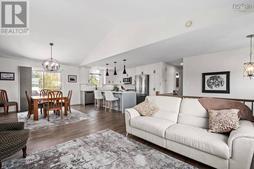 115 Hargrove Lane, Whites Lake, photo 8