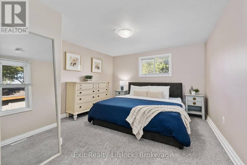 21 Aylmer Street S — photo 14 of 38