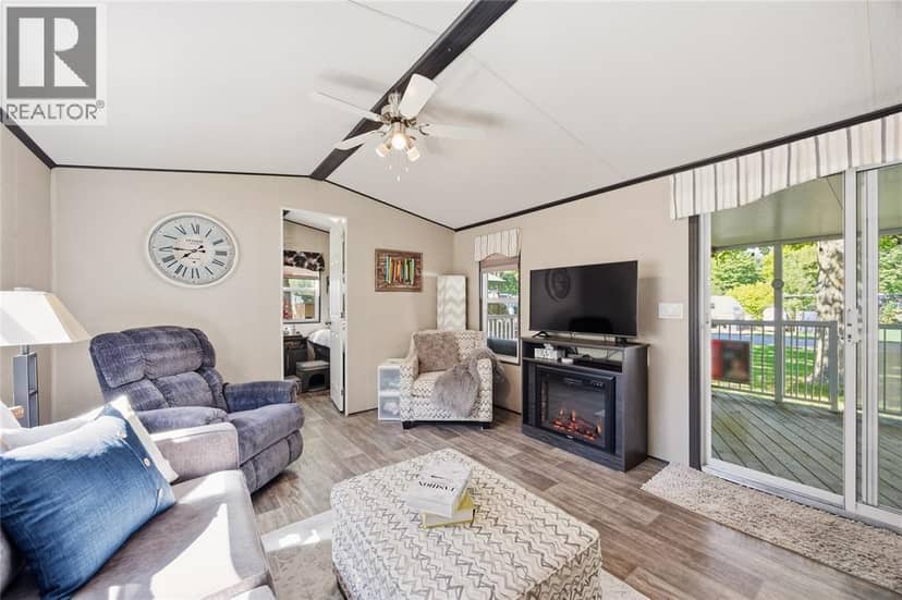 9338 W Ipperwash ROAD Unit# B 20 — photo 17 of 31
