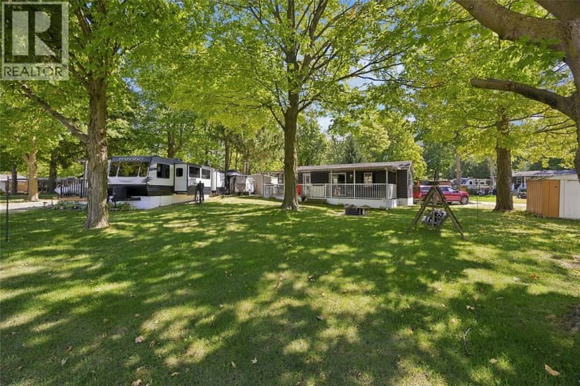9338 W Ipperwash ROAD Unit# B 20 — photo 2 of 31