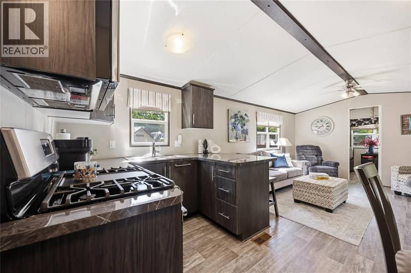 9338 W Ipperwash ROAD Unit# B 20 — photo 21 of 31