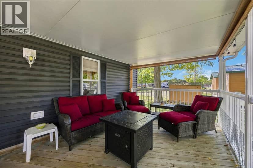9338 W Ipperwash ROAD Unit# B 20 — photo 7 of 31