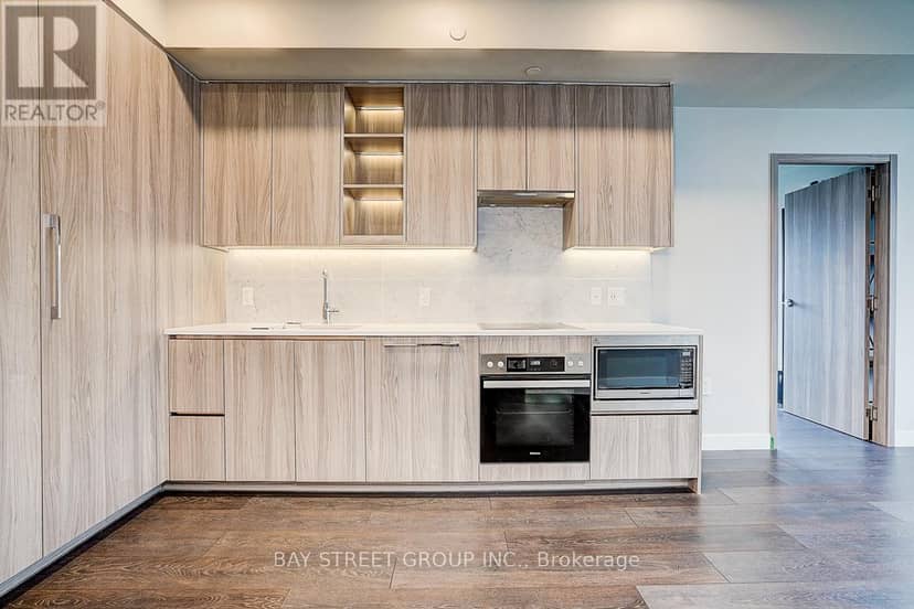 2512 - 95 McMahon Drive — photo 19 of 40