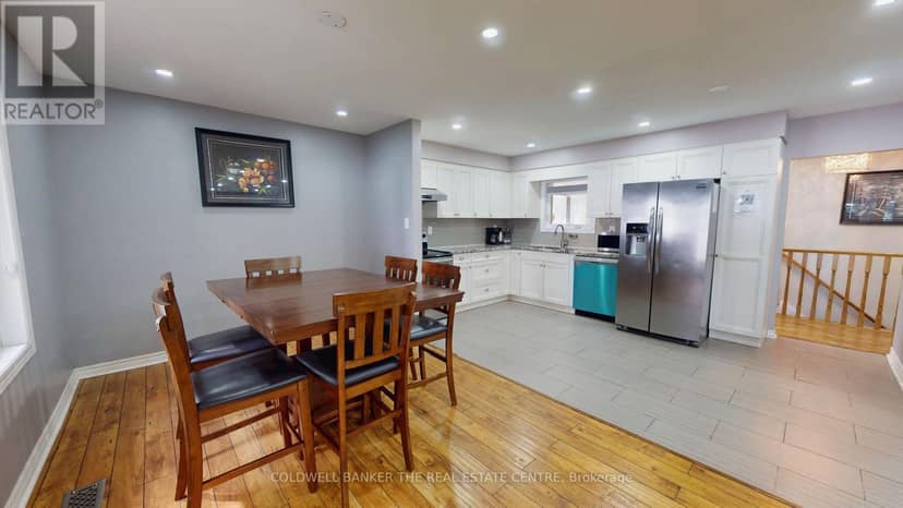 3919 Treeline Drive — photo 14 of 40
