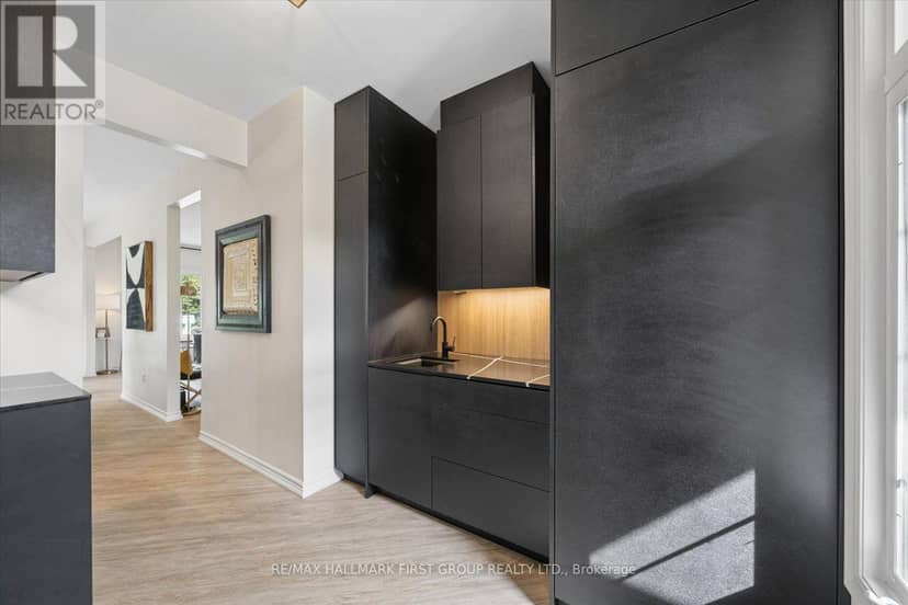 33 Deerfield Drive — photo 10 of 40