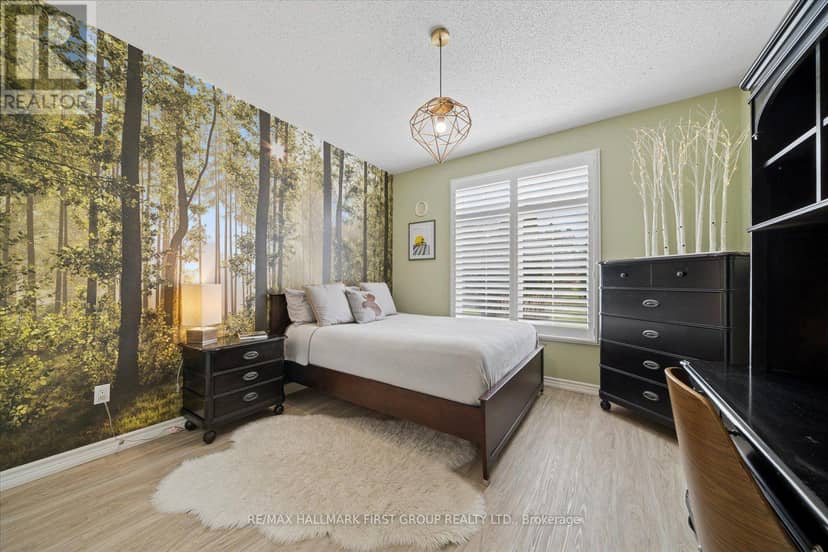33 Deerfield Drive — photo 15 of 40