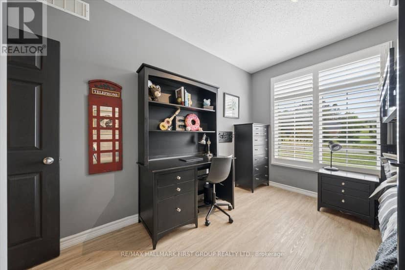 33 Deerfield Drive — photo 19 of 40
