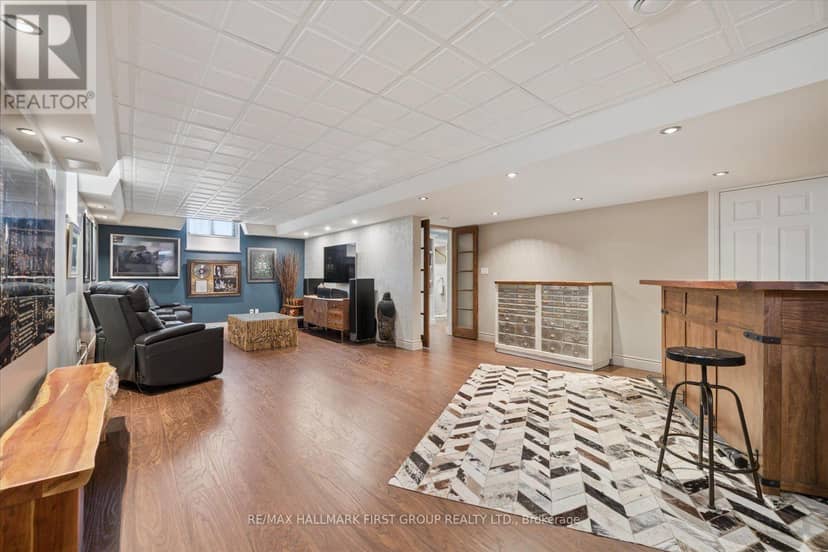 33 Deerfield Drive — photo 20 of 40