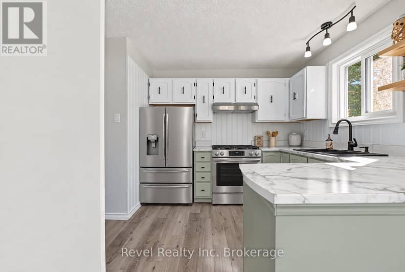 30 Maple Street — photo 12 of 40