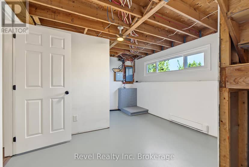 30 Maple Street — photo 38 of 40
