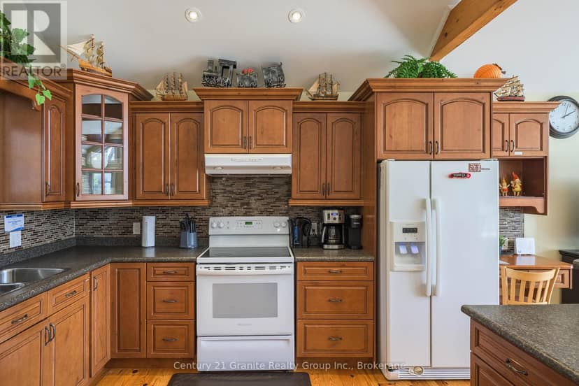 15190 Highway 118 — photo 14 of 40