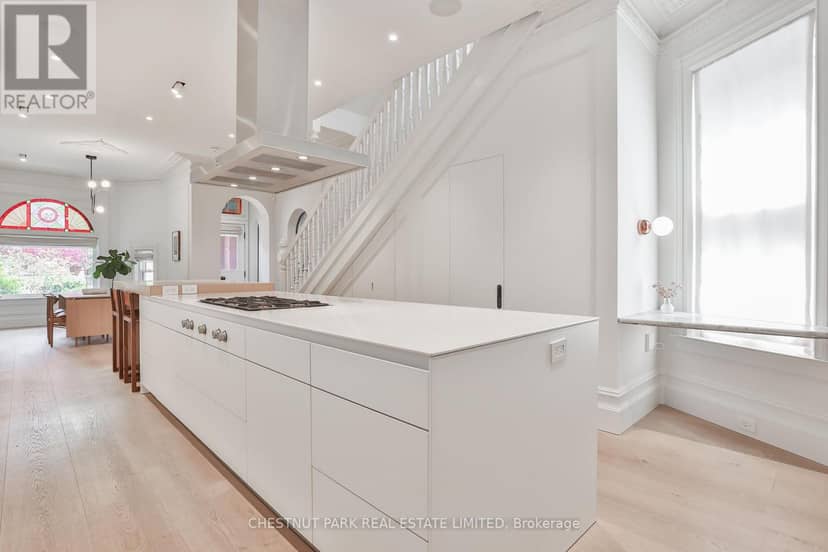 424 Euclid Avenue — photo 11 of 40