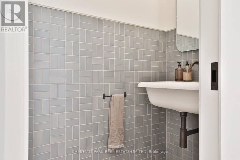 424 Euclid Avenue — photo 13 of 40