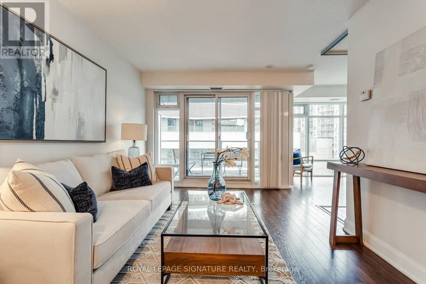 910 - 2191 Yonge Street — photo 12 of 26