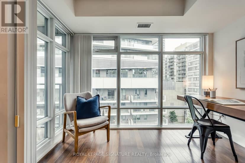 910 - 2191 Yonge Street — photo 18 of 26