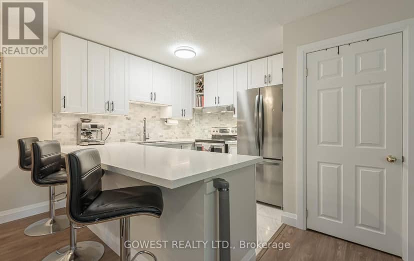 1202 - 4140 Foxwood Drive — photo 14 of 33