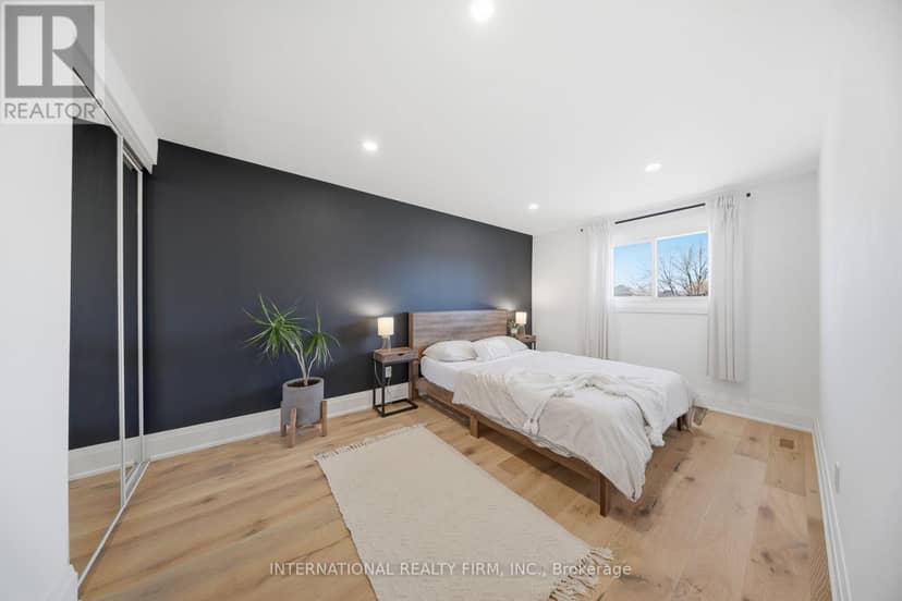 28 Debby Crescent — photo 13 of 29