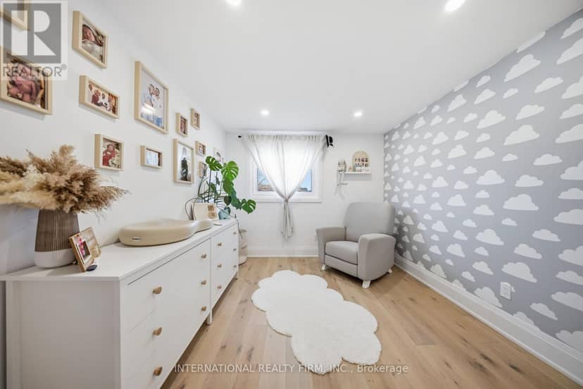 28 Debby Crescent — photo 15 of 29