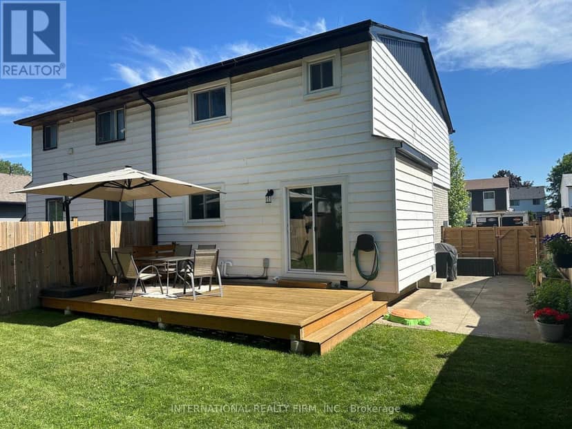 28 Debby Crescent — photo 26 of 29