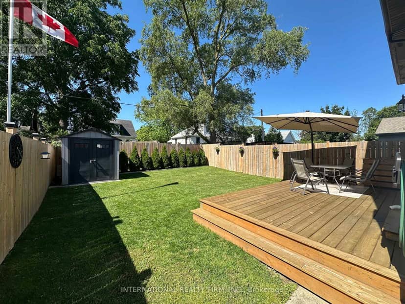 28 Debby Crescent — photo 29 of 29
