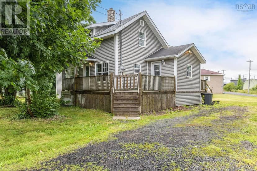 623 Main Street — photo 1 of 38